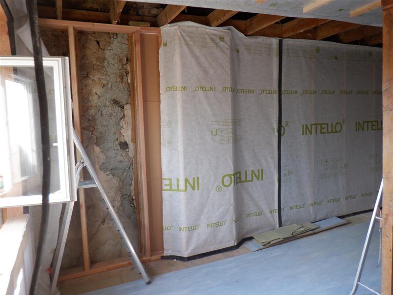 Isolation de murs par l'intérieur (79)